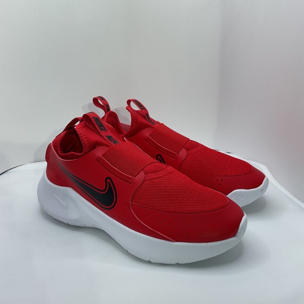 Nike kids  Adapt Slip-On Red Sneakers With White Soles kids  Size 3 Lightweight
